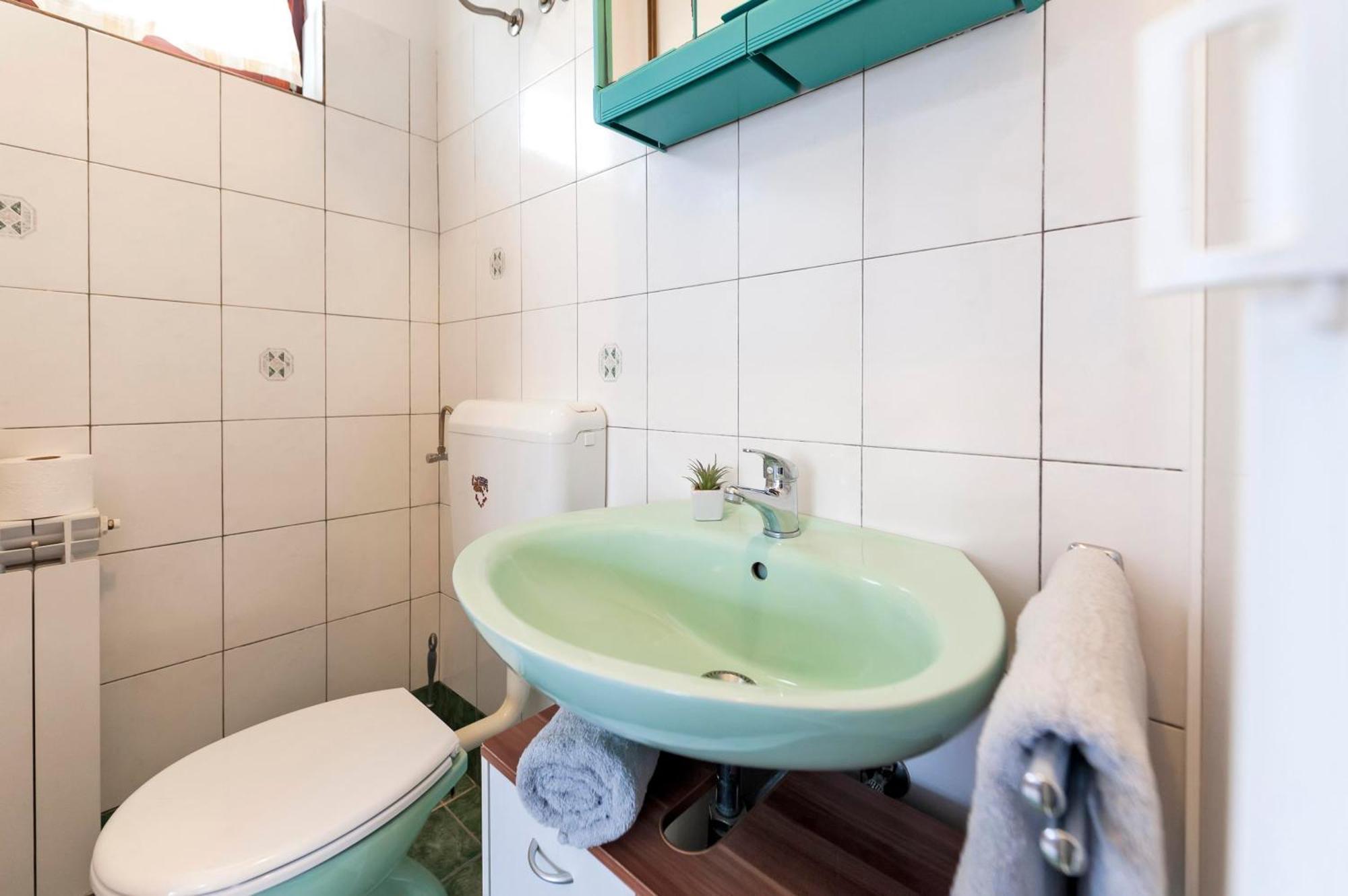 Apartments And Room Silvana Rovinj Exterior photo