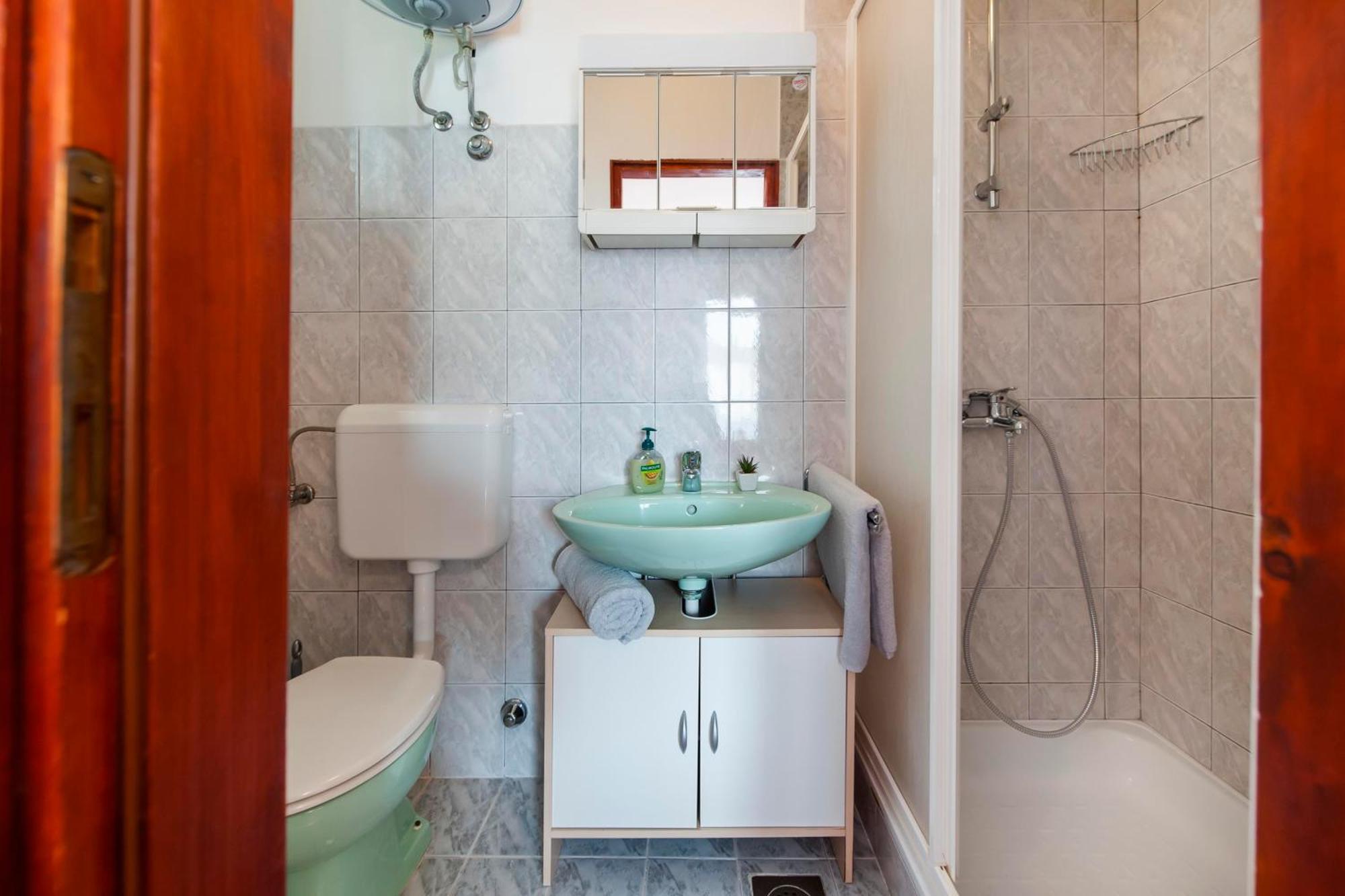 Apartments And Room Silvana Rovinj Exterior photo