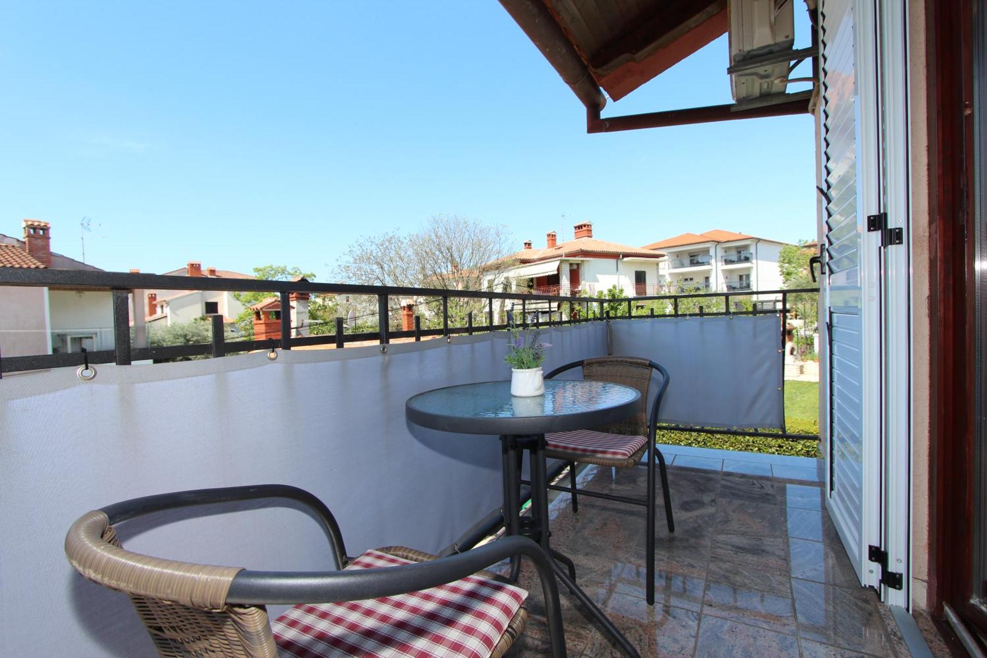 Apartments And Room Silvana Rovinj Exterior photo